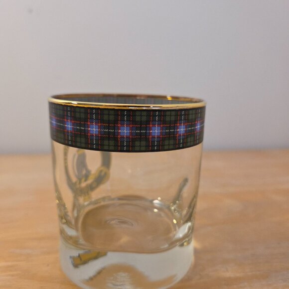 Vintage Clan Hunter Whisky Glass with Tartan Band and Gold Rim - Picture 3 of 5